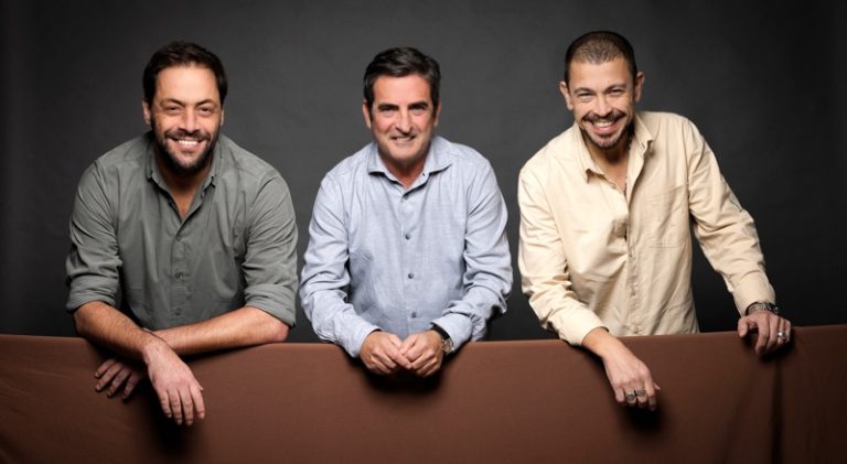 E AGORA FADO